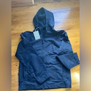 Men’s Everlane navy raincoat - size M